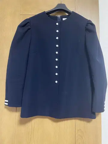 보더스 앳 발코니 38 네이비