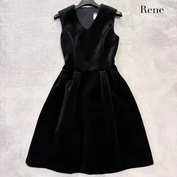 새상품급 르네 원피스 벨로아 슬리브리스 플레어 블랙 볼륨
