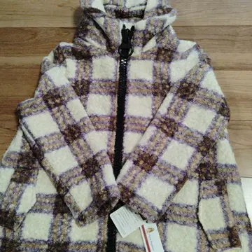 이번 시즌 Hush Puppies 플리스 자켓 M 미사용 새상품