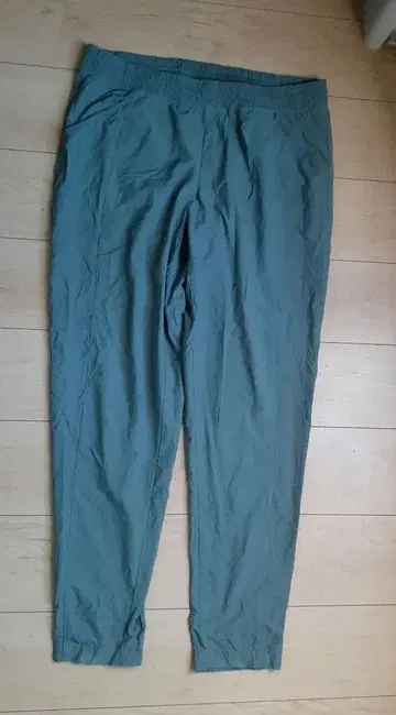 The North Face 올리브 그린 캐주얼 팬츠