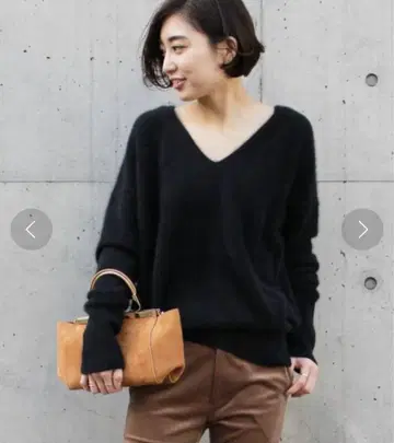 Deuxieme Classe FUWA 샤기 V넥 풀오버