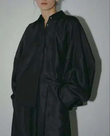 ETRE TOKYO 디자인 커프스 샨탄 셔츠