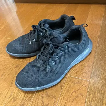 YONEX 블랙 스니커즈 27.0cm
