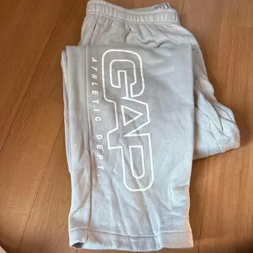 GAP 그레이 스웨트 팬츠 백 포켓 부착