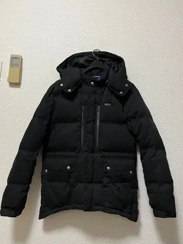 발고웨어 웍스 나일론 다운 /2 블랙 후드 부착 다운 80%