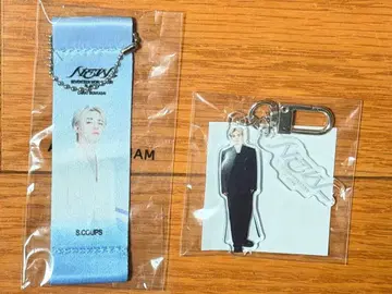 SEVENTEEN 캡슐 토이 에스쿱스 플래그 키링 아크릴 키링