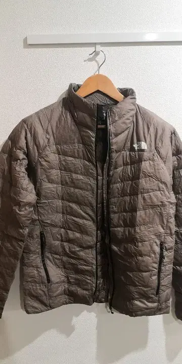 THE NORTH FACE 브라운 다운 자켓