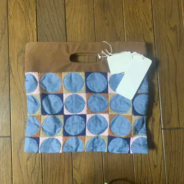 mina perhonen 플래그 백