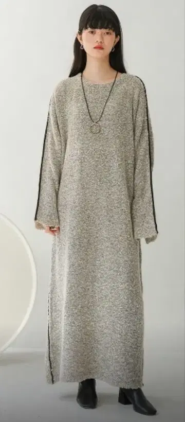 Bab 부클레 배색 라인 니트 원피스