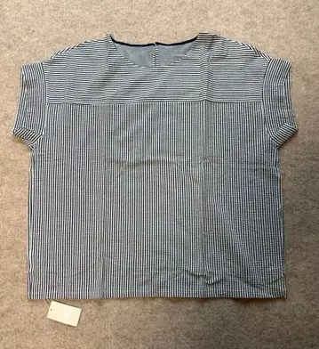 23구 세탁 가능한 시어서커 스트라이프 티셔츠 46 새상품