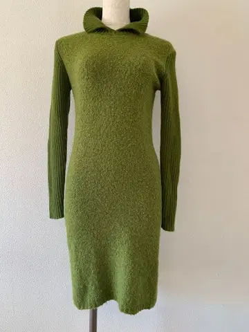 [ 개성파 ] 부클 모스그린 니트 원피스 리브 소매 타이트 니트