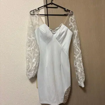 angel R 캬바쿠라 드레스