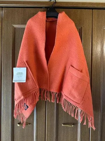 LAPUAN KANKURIT 오렌지 스톨 포켓 부착