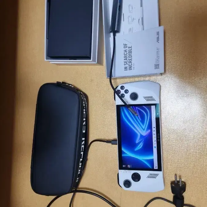 ASUS ROG Ally 로갈리 팝니다