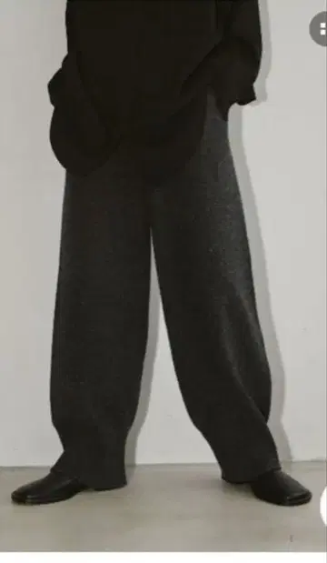 투데이풀 소프트 울 와이드 팬츠