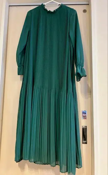 Mira Owen 미라 오웬 플리츠 쉬폰 원피스