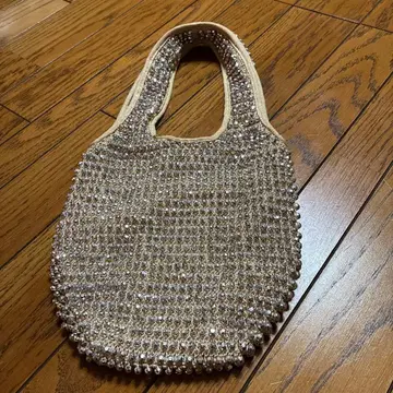 노리즈 골드 비즈 토트백