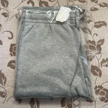 Quick silver 맨투맨