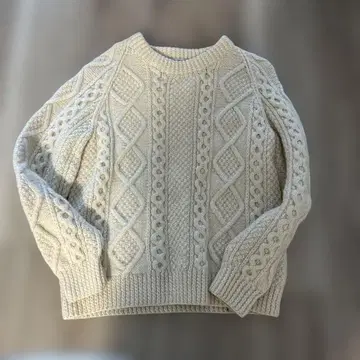 Athena Designs 아란 무늬 스웨터 긴팔 크림색