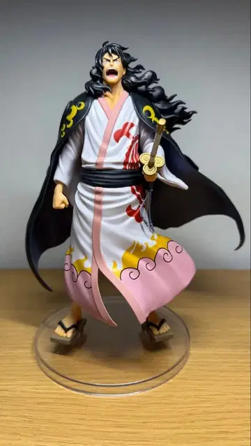 원피스 모모노스케 피규어 상자 없음 새상품급