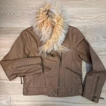 로프 퍼 부착 가죽 자켓 숏 기장 스탠드 카라 가죽 100%