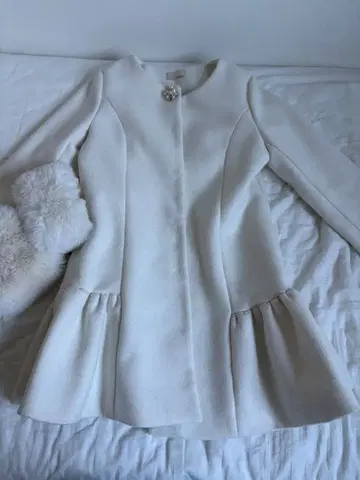 안미르 an mille 화이트 롱 코트 M