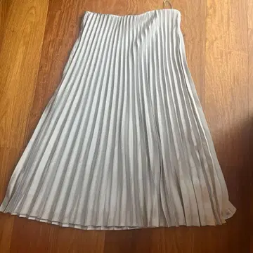 J.CREW 실버 플리츠 스커트 S 미사용 새상품