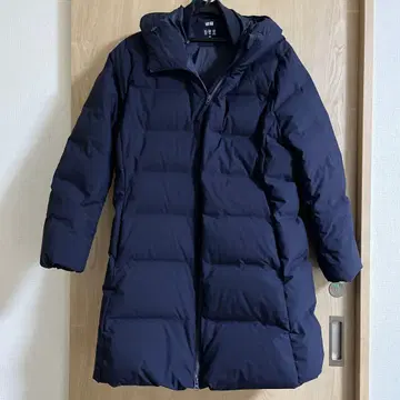 네이비 후드 부착 롱 다운 자켓