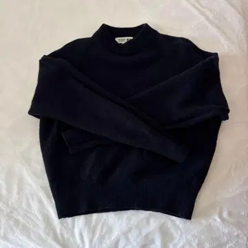 유니클로 라무 모크넥 스웨터 코토니에