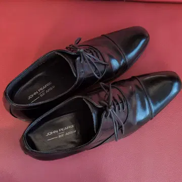 JOHN PEARSE 블랙 가죽 드레스 슈즈