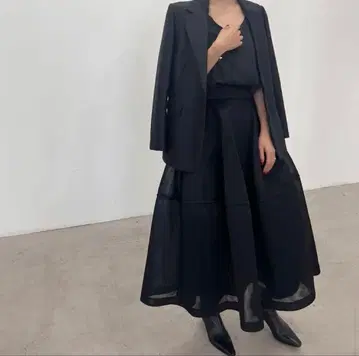 Lig. 리그 도트 시어 볼륨 스커트 S 사이즈