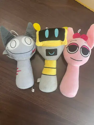 스플랜키 봉제 인형 3체 중 사이즈