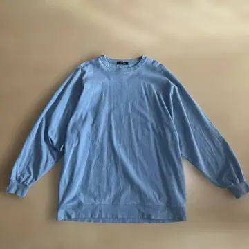 블루 트레이닝복, 맨투맨