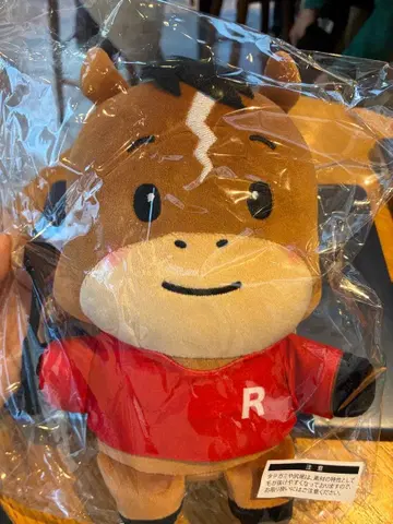 로얄 패밀리 봉제 인형 드라마 등장