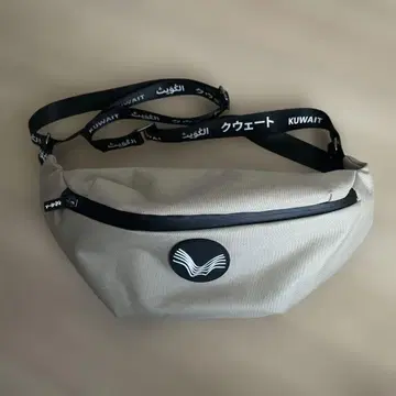 쿠웨이트관 웨스트 파우치