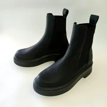 거의 미사용 emmi 사이드 고어 부츠 통굽 여성용 블랙 25cm