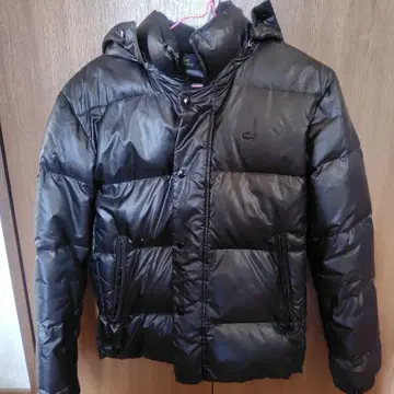 라코스테 후드 부착 블랙 다운 자켓