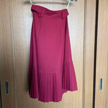 와인 레드 플레어 롱 스커트