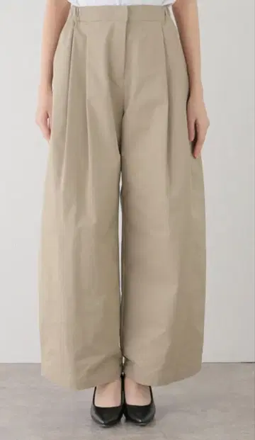 amomento 투 턱 팬츠