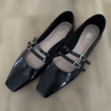 ZARA 스트랩 플랫슈즈 39