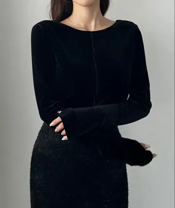 [ 시착만 한 상품 ] Louere 백 오픈 벨로아 상의