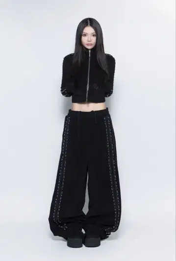 theredthread S beaded track pants