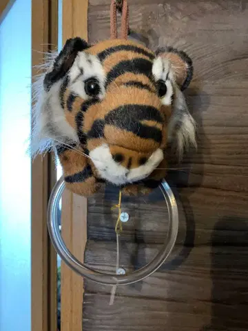 호랑이 얼굴 봉제 인형 타월 행거