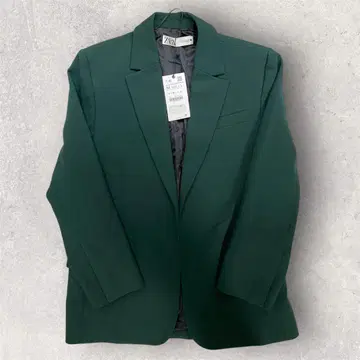 [ 미사용 새상품 ] ZARA 테일러드 자켓 다크 그린 M 스트레치