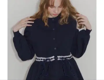 idem 이뎀 벨루어 리본 페플럼 가디건