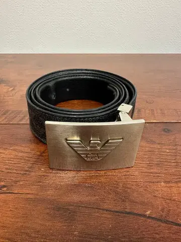 사용감 있음 EMPORIO ARMANI GA 로고 가죽 벨트