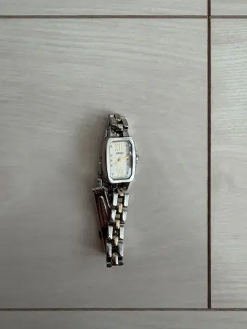 SEIKO 여성용 손목시계