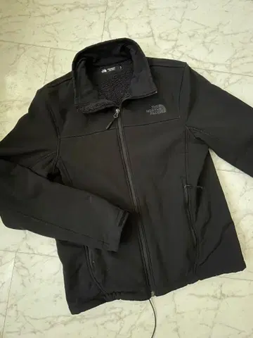 The North Face 블랙 나일론 아우터 보아 안감 원단 미국 구매