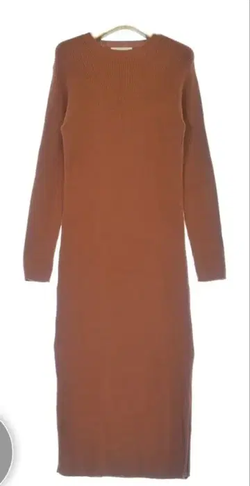 택 포함! SENSE OF PLACE 니트 원피스