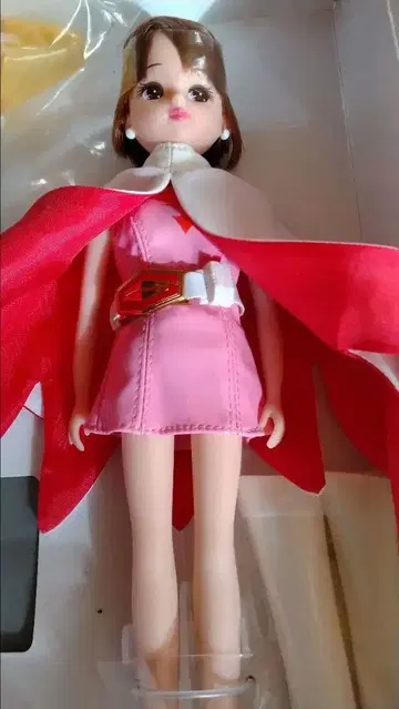 리카짱 인형 핑크 의류 화이트 망토